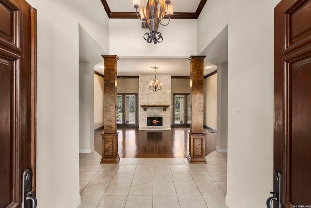 102 INDIAN BLF, Boerne, TX 78006