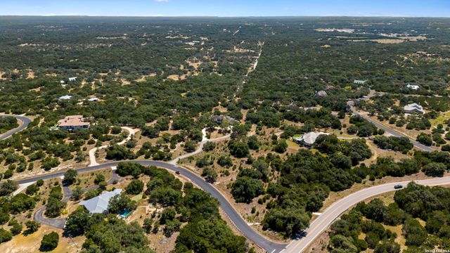 102 INDIAN BLF, Boerne, TX 78006