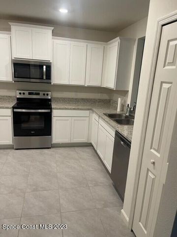 7438 Tourmaline Drive, Grant, FL 32949