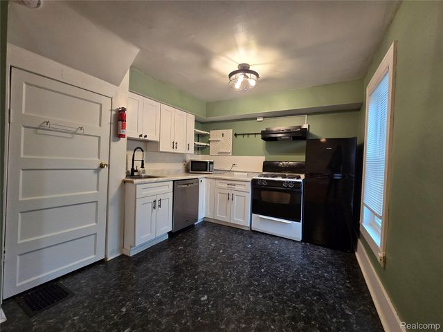 111 Ballard Street, Ypsilanti, MI 48197