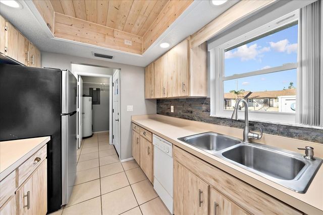 1946 SETTLEMENT ROAD 24, Venice, FL 34285