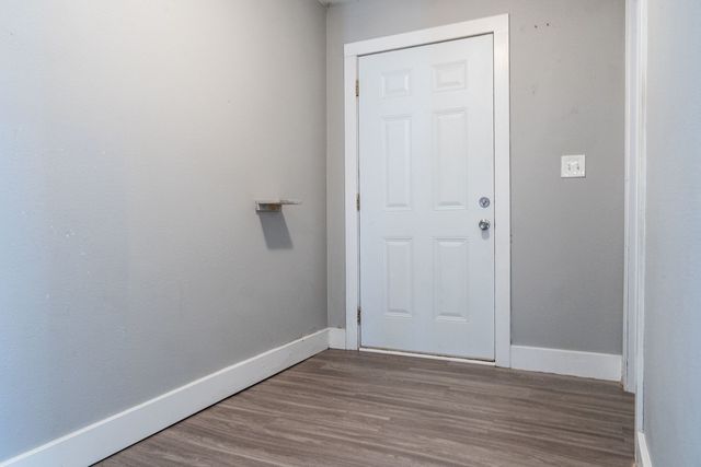 1208 W 5TH Street, Davenport, IA 52802