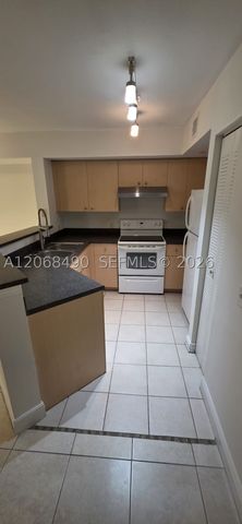 4171 San Marino Blvd 101, West Palm Beach, FL 33409