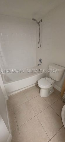 4171 San Marino Blvd 101, West Palm Beach, FL 33409