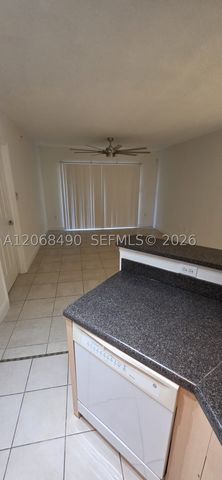 4171 San Marino Blvd 101, West Palm Beach, FL 33409