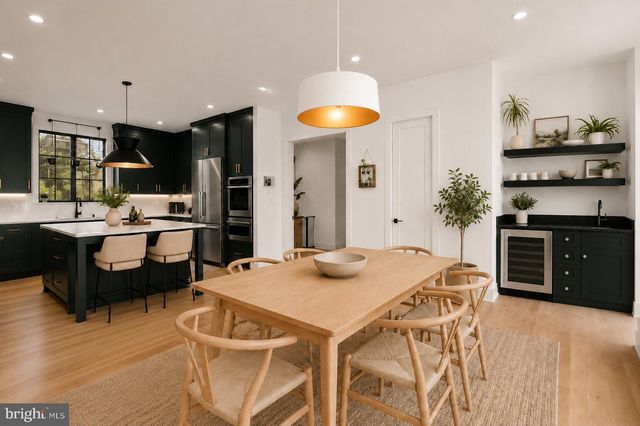 135 N EDGEWOOD ST, Arlington, VA 22201