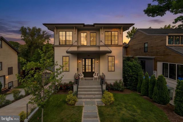 135 N EDGEWOOD ST, Arlington, VA 22201