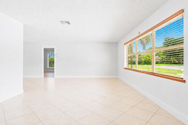 1966 Emilio Lane, West Palm Beach, FL 33406