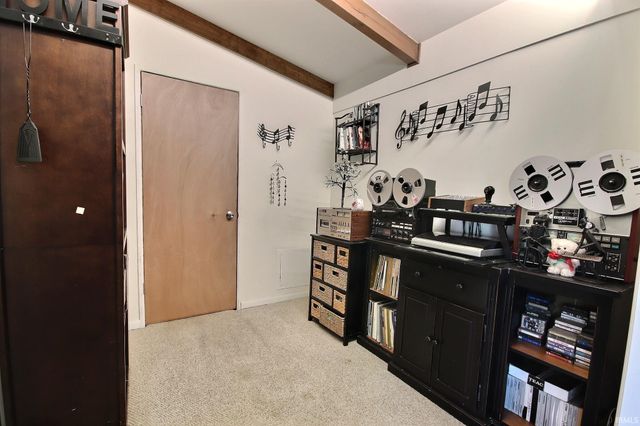 5707 Chester Boulevard, Fort Wayne, IN 46819