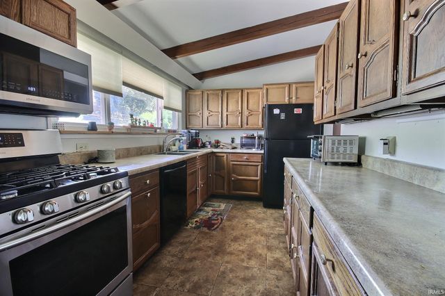 5707 Chester Boulevard, Fort Wayne, IN 46819
