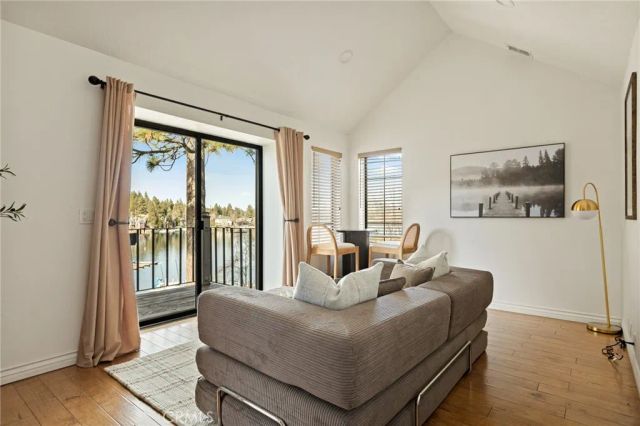 4 Village B, Lake Arrowhead, CA 92352