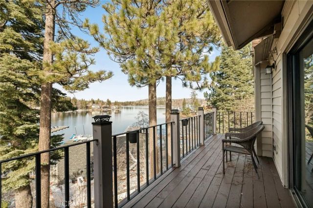 4 Village B, Lake Arrowhead, CA 92352