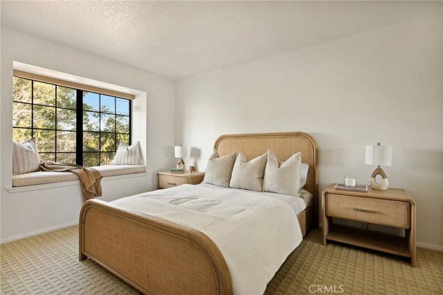 4 Village B, Lake Arrowhead, CA 92352