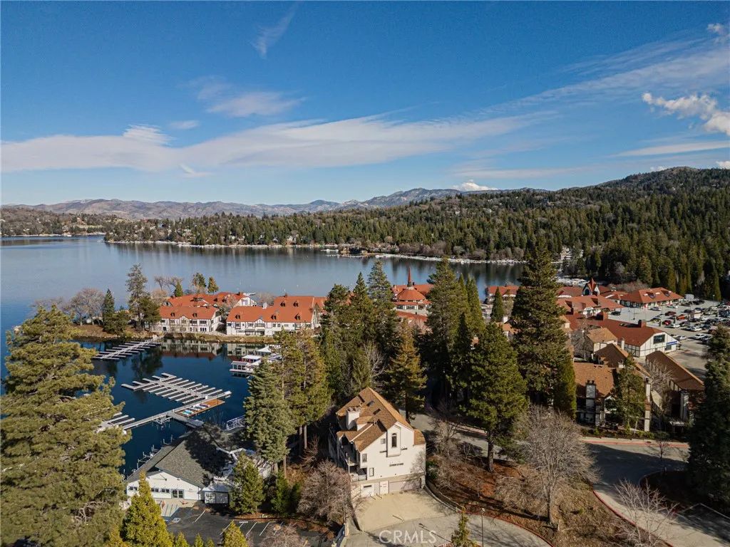 4 Village B, Lake Arrowhead, CA 92352