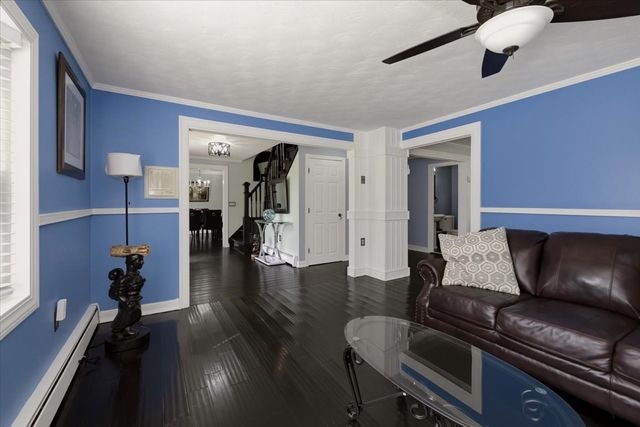 95 Jewett St, Pepperell, MA 01463