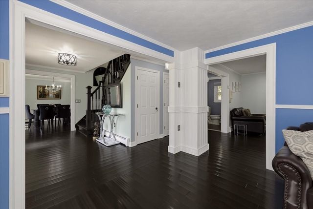 95 Jewett St, Pepperell, MA 01463