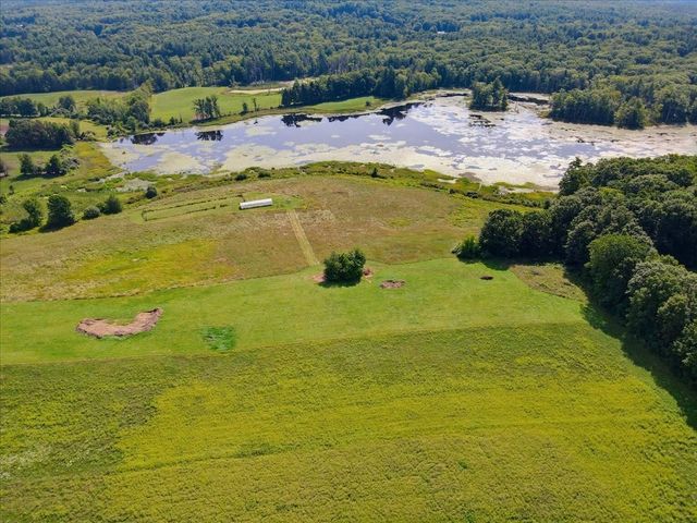 95 Jewett St, Pepperell, MA 01463