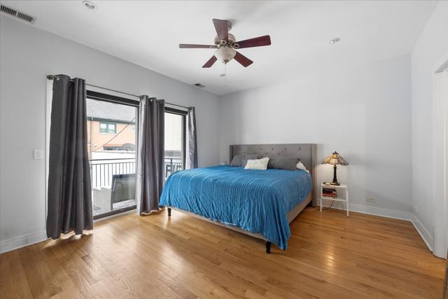 1909 W NORTH Avenue 2, Chicago, IL 60622