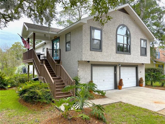 240 Peachtree Street, St Simons Island, GA 31522