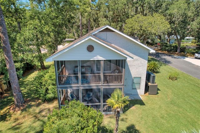 240 Peachtree Street, St Simons Island, GA 31522