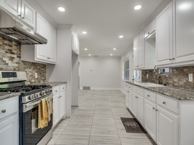 217 Caraway Drive, Mesquite, TX 75149