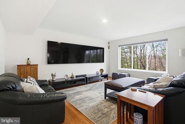10 SPRUCE CT, Owings Mills, MD 21117