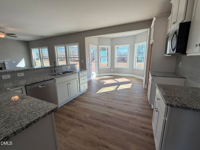 32 Hot Springs Way, Benson, NC 27504