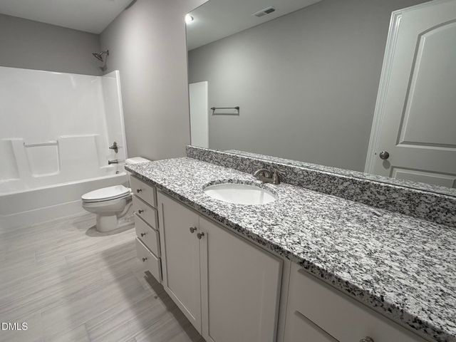 32 Hot Springs Way, Benson, NC 27504