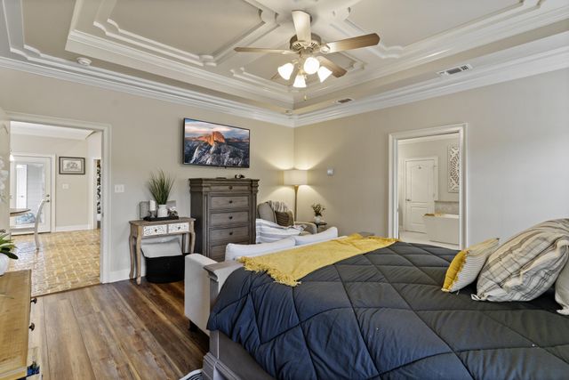 28 W Lake Rd., Hattiesburg, MS 39402