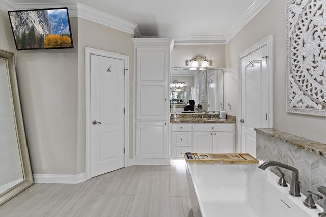 28 W Lake Rd., Hattiesburg, MS 39402