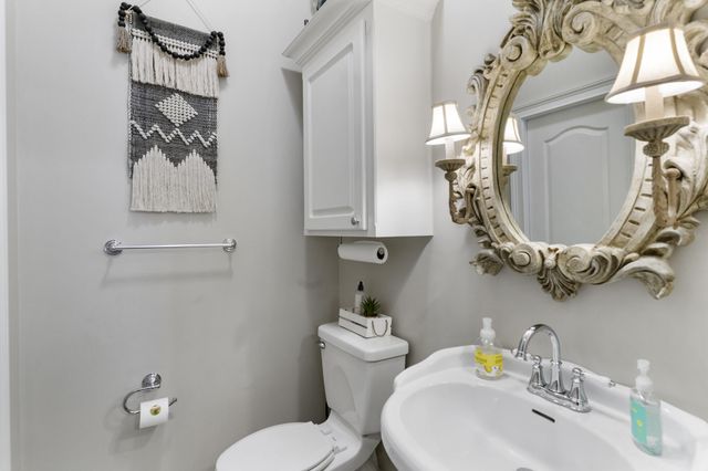 28 W Lake Rd., Hattiesburg, MS 39402