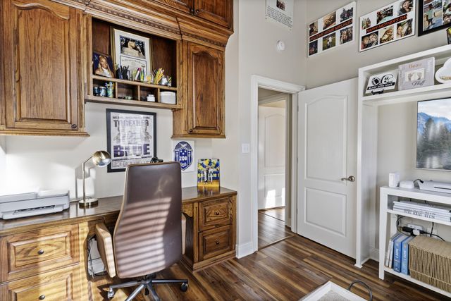 28 W Lake Rd., Hattiesburg, MS 39402