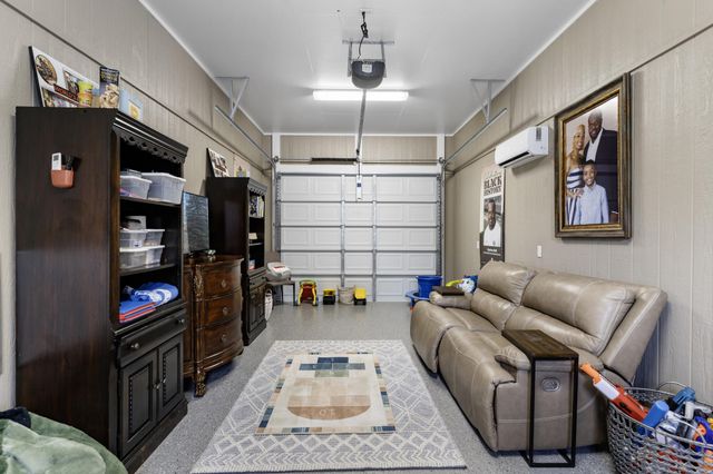 28 W Lake Rd., Hattiesburg, MS 39402