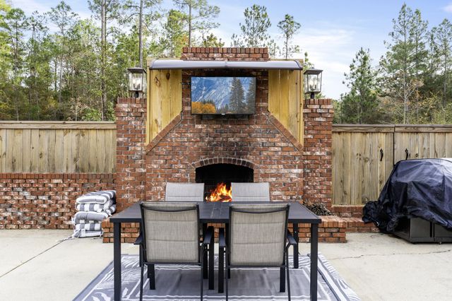 28 W Lake Rd., Hattiesburg, MS 39402