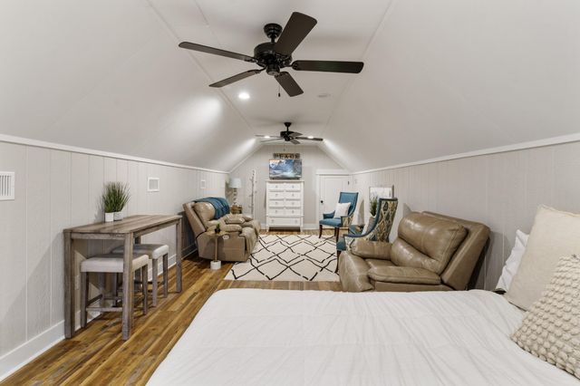 28 W Lake Rd., Hattiesburg, MS 39402