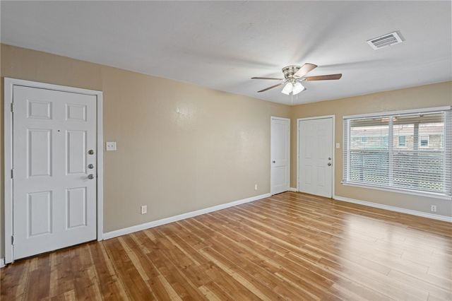 910 Ohio Ave 3, Corpus Christi, TX 78404