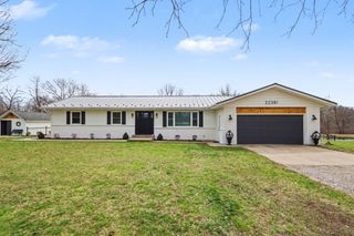 22381 N Angling Road, Nottawa Twp, MI 49032