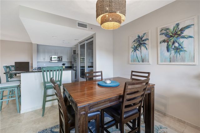 1623 Indian River Drive 103, Sebastian, FL 32958