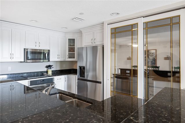 1623 Indian River Drive 103, Sebastian, FL 32958