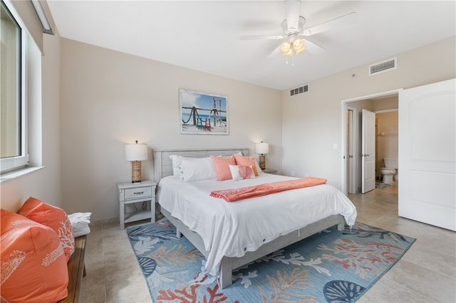 1623 Indian River Drive 103, Sebastian, FL 32958