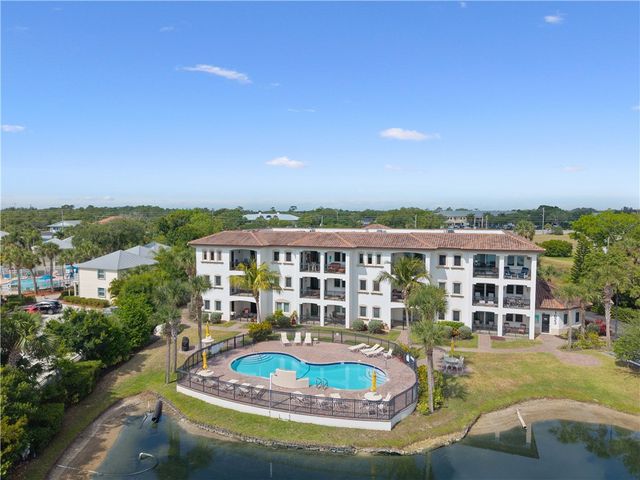 1623 Indian River Drive 103, Sebastian, FL 32958