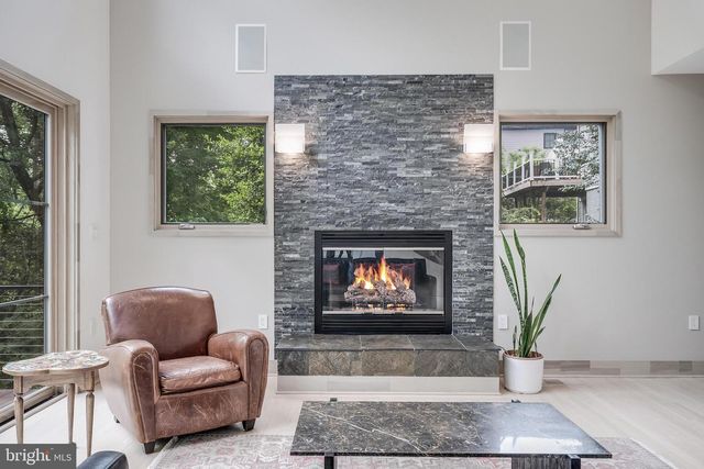 1723 MELBOURNE DR, Mclean, VA 22101