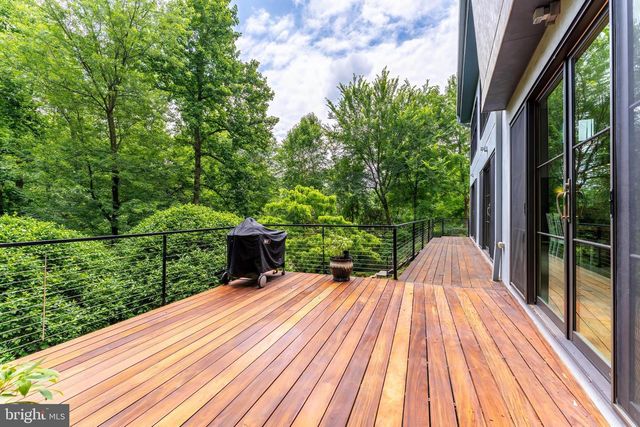 1723 MELBOURNE DR, Mclean, VA 22101