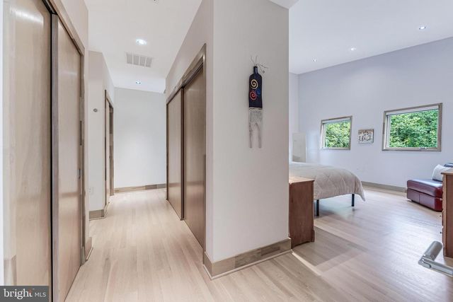 1723 MELBOURNE DR, Mclean, VA 22101
