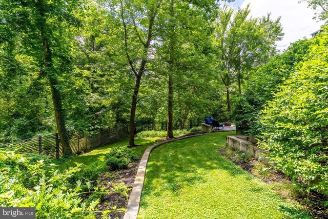 1723 MELBOURNE DR, Mclean, VA 22101