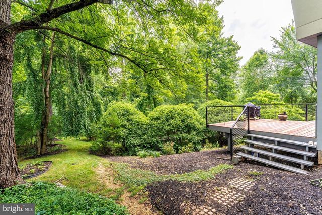 1723 MELBOURNE DR, Mclean, VA 22101