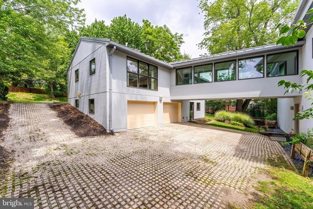 1723 MELBOURNE DR, Mclean, VA 22101