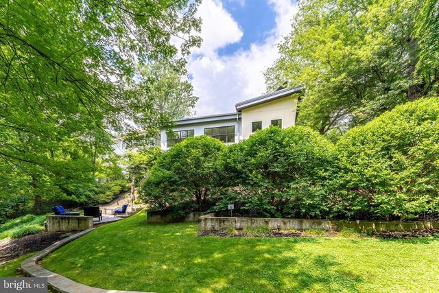 1723 MELBOURNE DR, Mclean, VA 22101