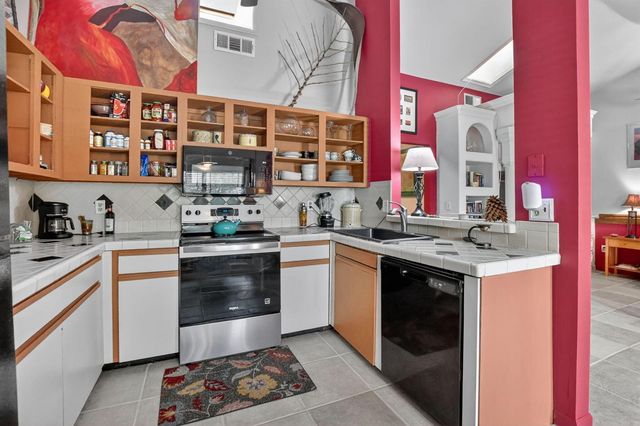 8353 Huntsman Place, Boca Raton, FL 33433