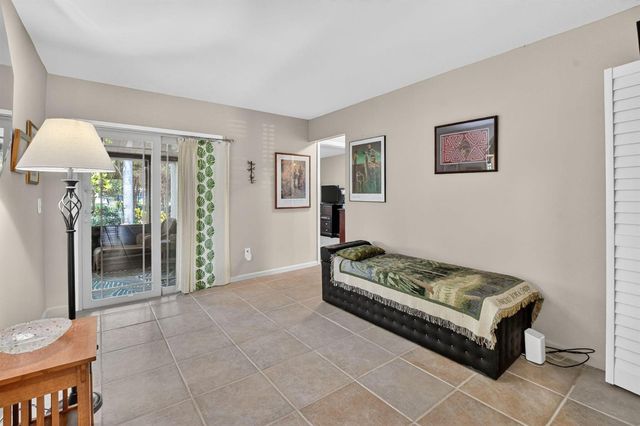 8353 Huntsman Place, Boca Raton, FL 33433